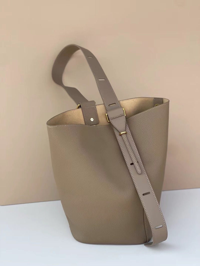 Full-Grain Leather bag | Opulence