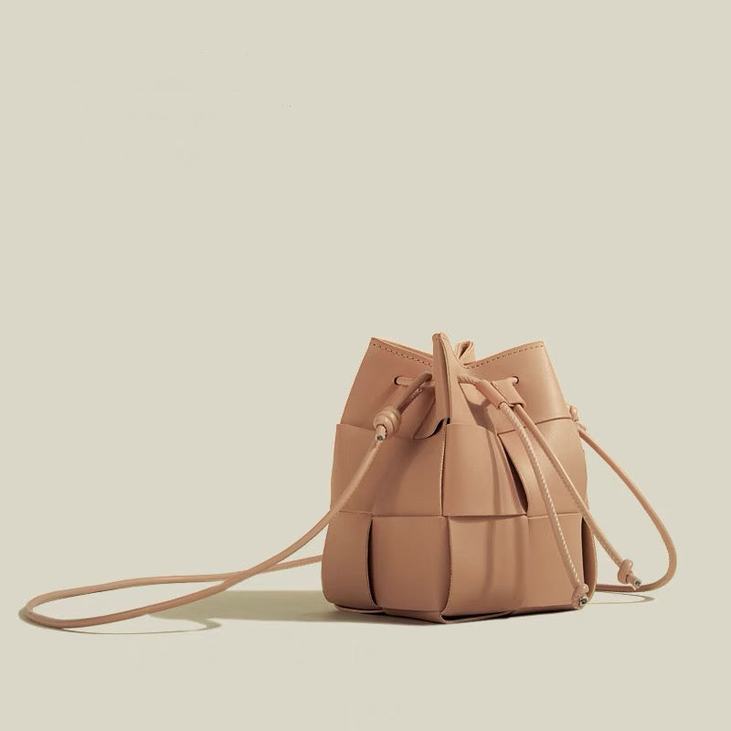 Crossbody bag | Geometric element