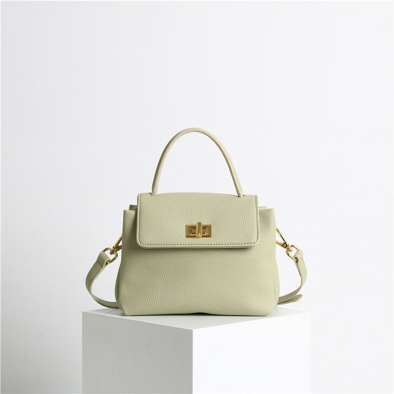 Full-Grain Leather Bag | Wind bell