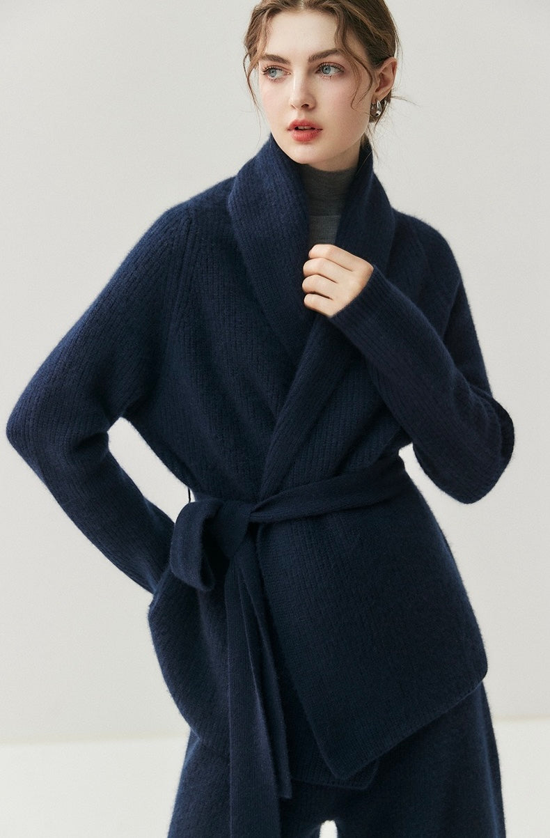Cashmere sweater | Lumé Robe Coat