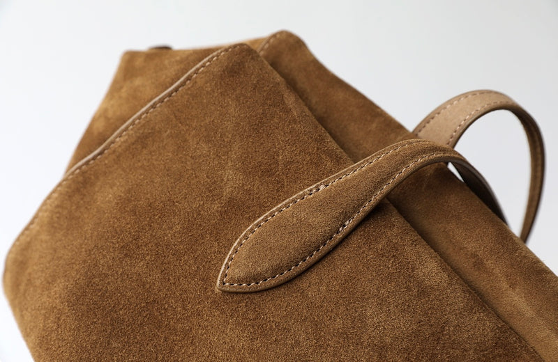 Full-grain nubuck leather | Leaf