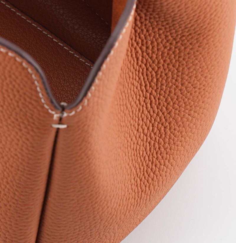 Original design | Full-Grain Leather bag | Howl Koda |  Shout