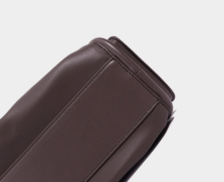 The Serein | Full-Grain Leather Chain Bucket Bag