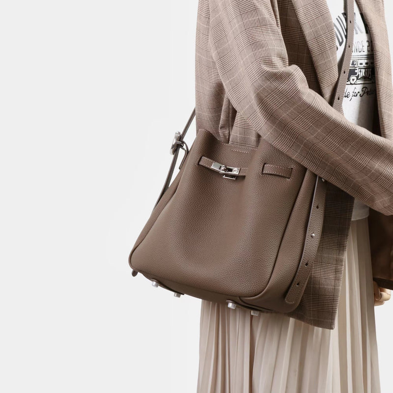 Full-Grain Leather Bag | Follow you