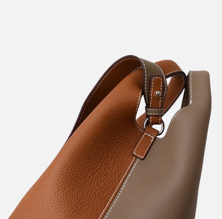 Full-Grain Leather bag | A Tale of Two Cities