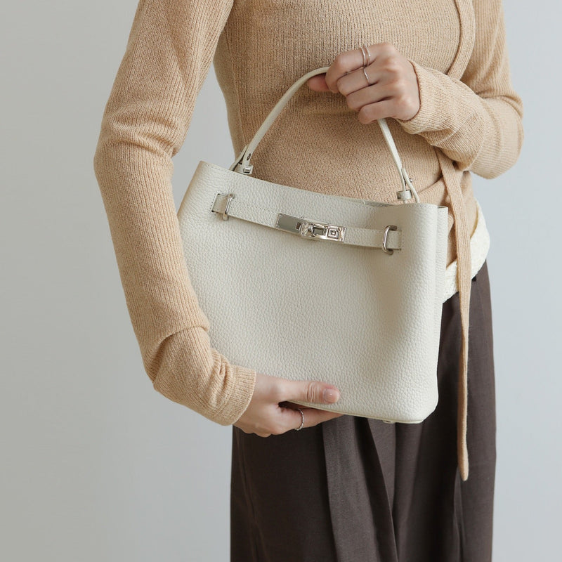 Full-Grain Leather Bag |  Astra Tote