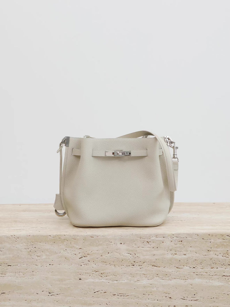 Bucket bag | Elegra | Full-Grain Leather Bag