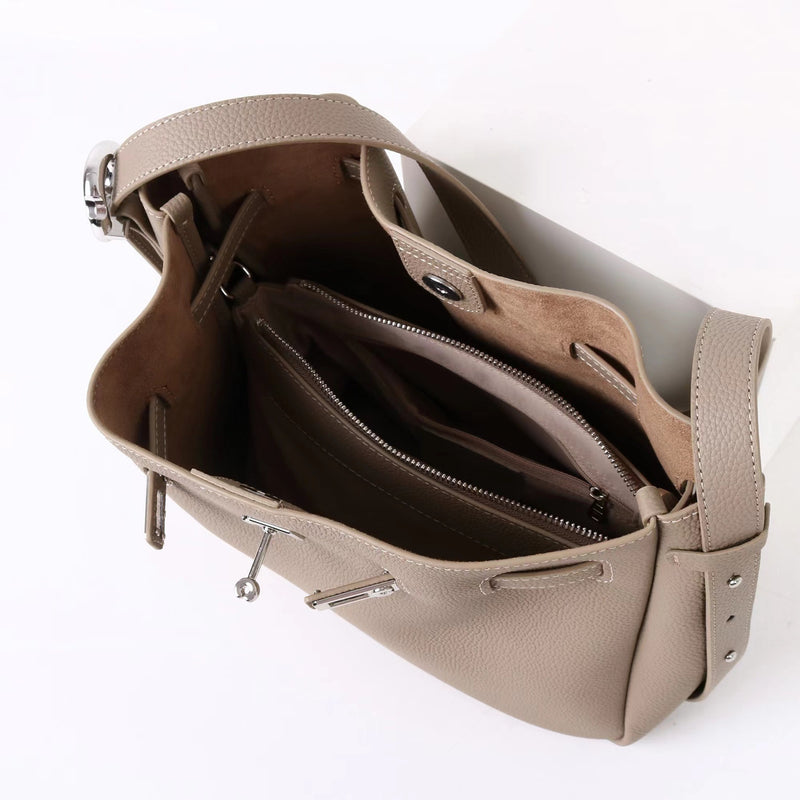 Full-Grain Leather Bag | Follow you