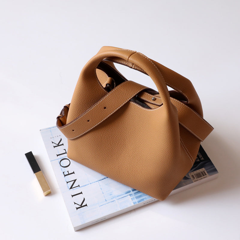 Full-Grain Leather bag | A Tale of Two Cities