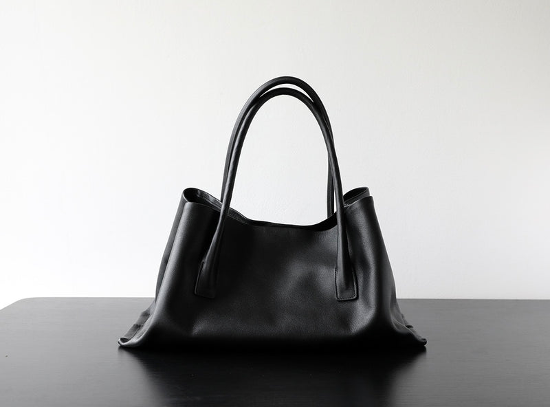 Top-Grain Leather Bag | The World of wind