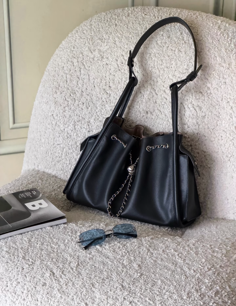 The Serein | Full-Grain Leather Chain Bucket Bag
