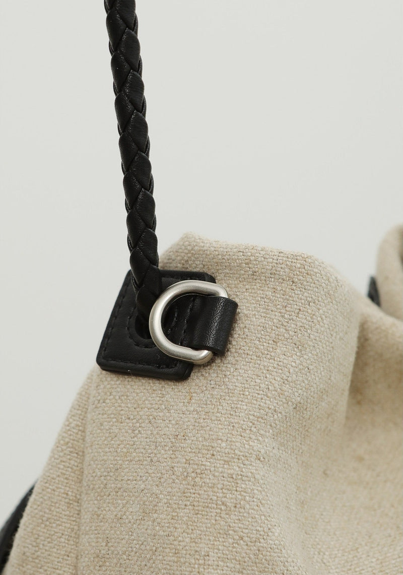 Linen Canvas and Full-Grain Leather | Envelope