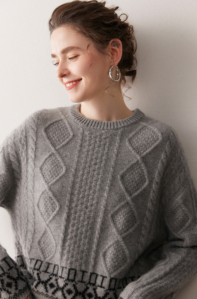 Cable-Knit Cashmere Sweater | Clara