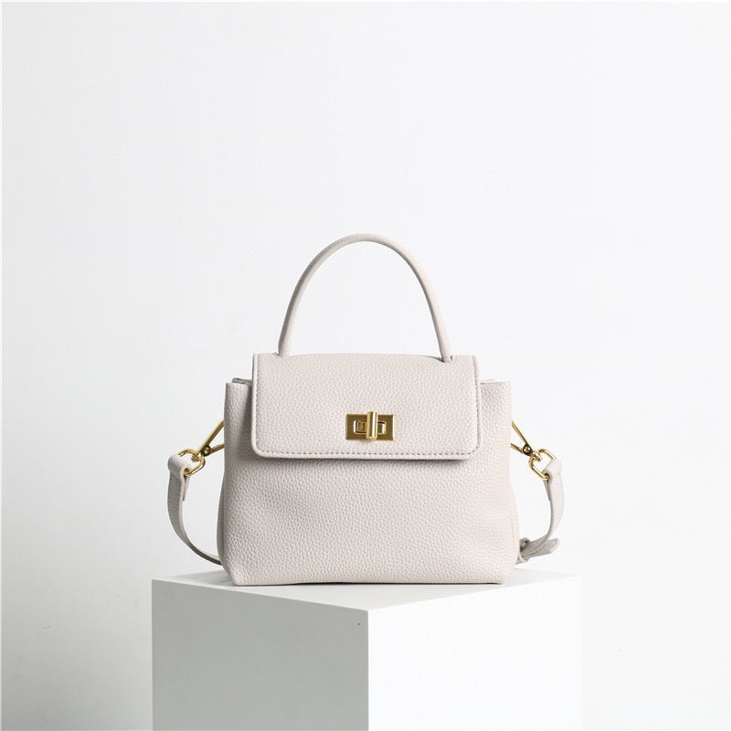 Full-Grain Leather Bag | Wind bell