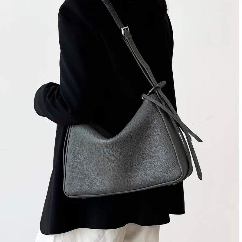 Full-Grain Leather Bag | River