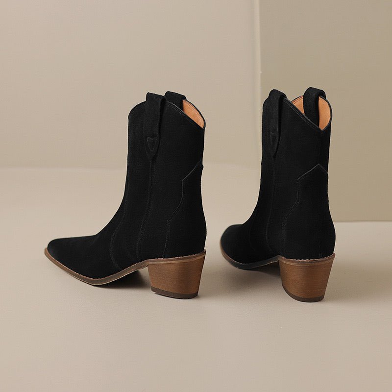 Leather boots | Wuthering