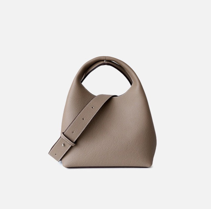 Full-Grain Leather bag | A Tale of Two Cities