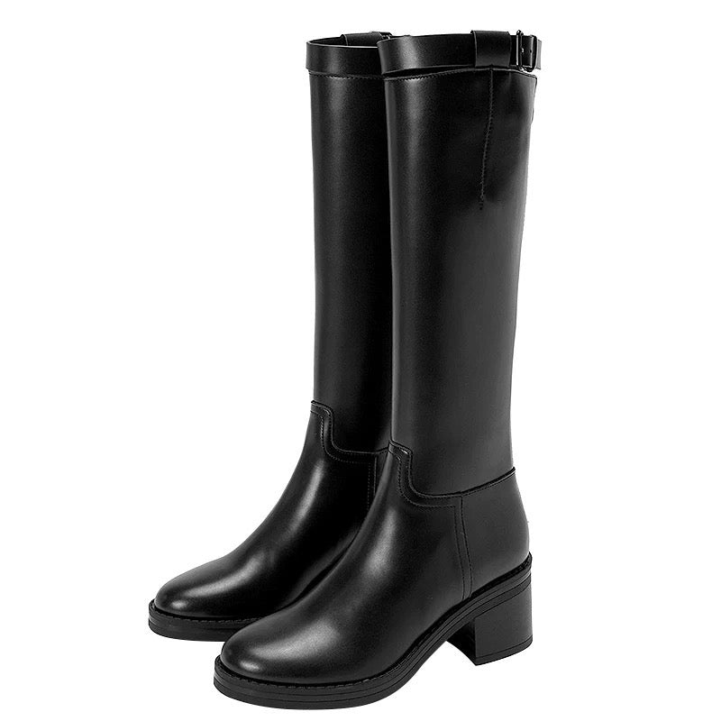 Boots | Gun with roses