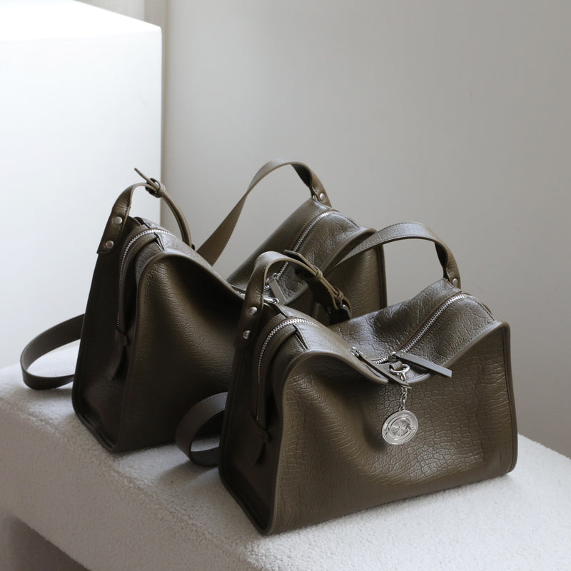 Embossed Cowhide Leather | Royal Oak
