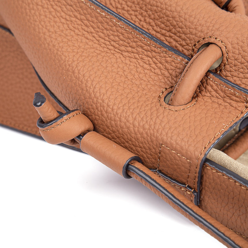 Full-Grain Leather Bag | Casual life