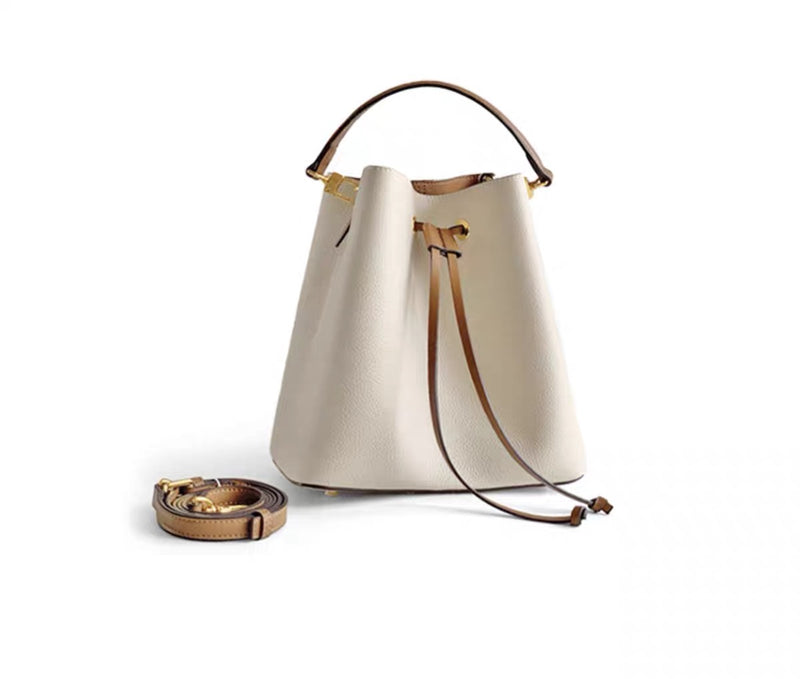 Full-Grain Leather bag |  Wind