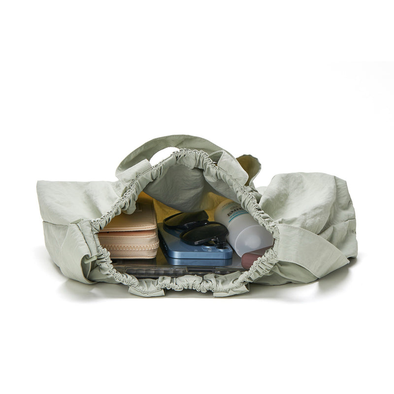 Urban light Series | Oversized Sports Tote – Lightweight Nylon