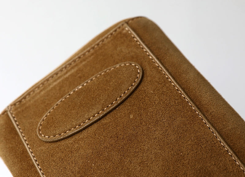 Full-grain nubuck leather | Leaf