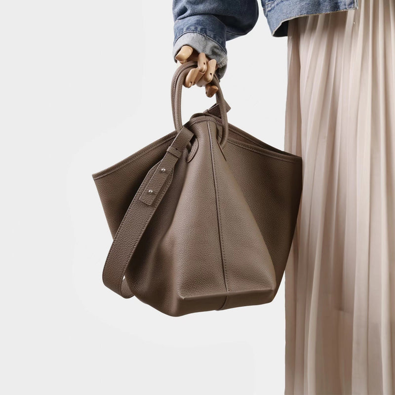 Designer Series | Full-Grain Leather Bag | MaxTote