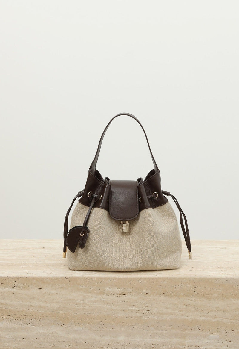 Linen Canvas and Full-Grain Leather | Belmont