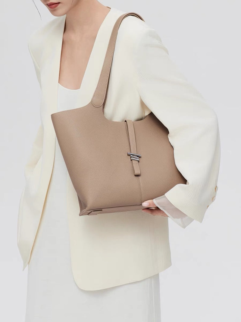 Full-Grain Leather bag | Timing