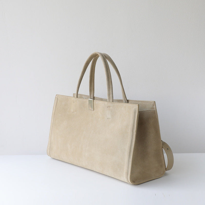 Beige leather handbag 