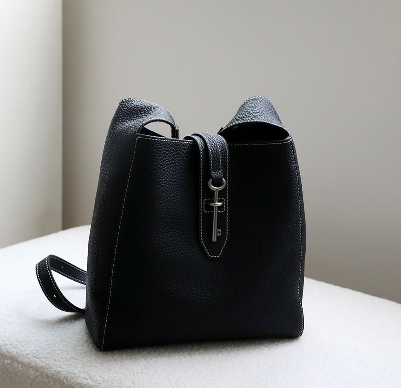 Full-Grain Leather bag | Key Word
