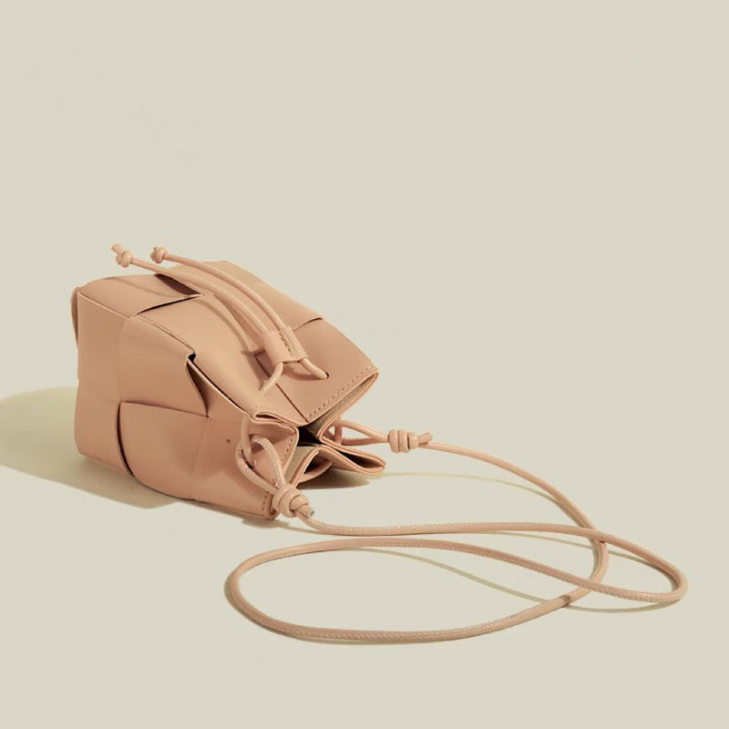 Crossbody bag | Geometric element