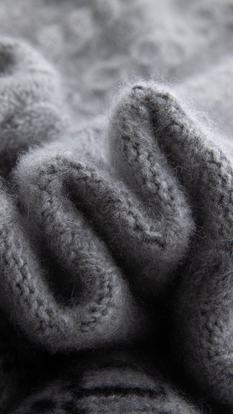 Cable-Knit Cashmere Sweater | Clara