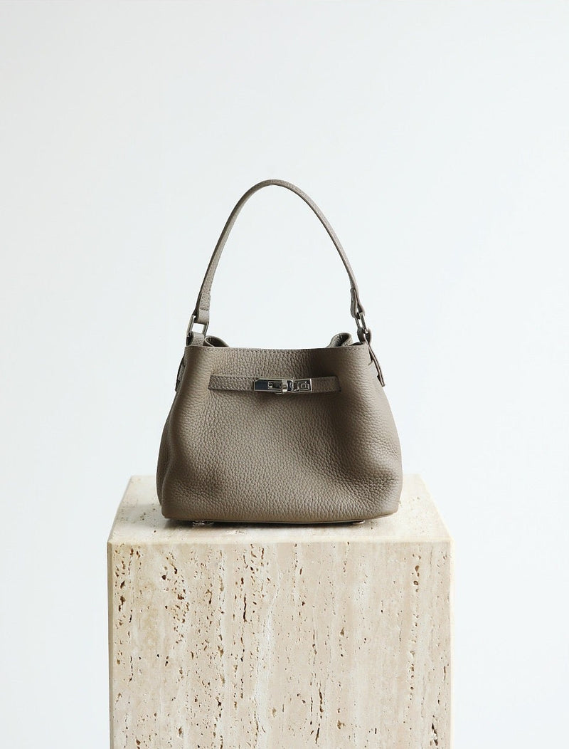Full-Grain Leather Bag |  Astra Tote