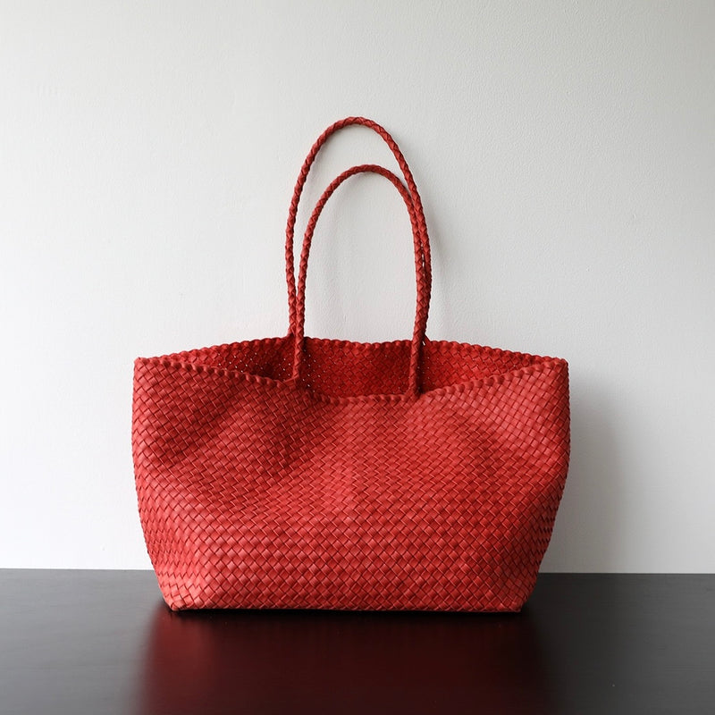 Full-Grain Leather Bag |  Togo Leather  | Roam