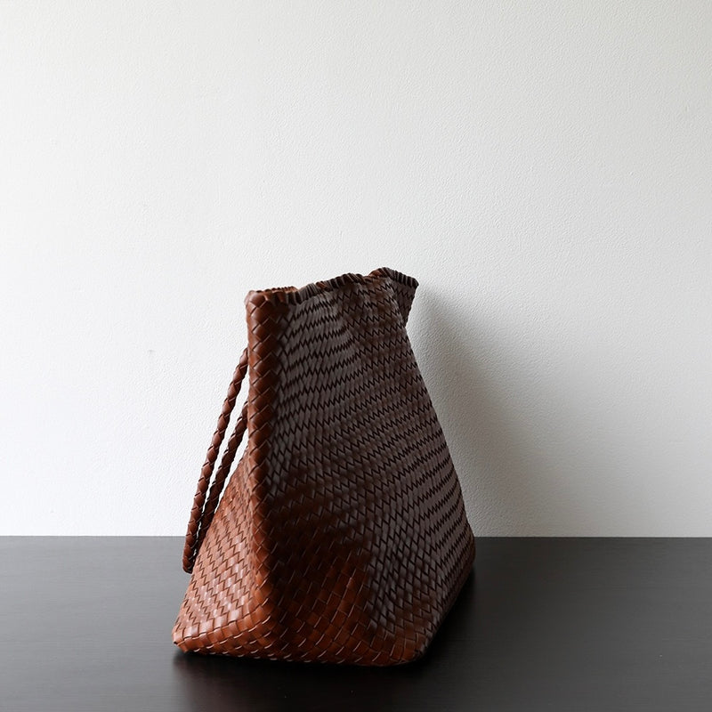 Full-Grain Leather Bag |  Togo Leather  | Roam