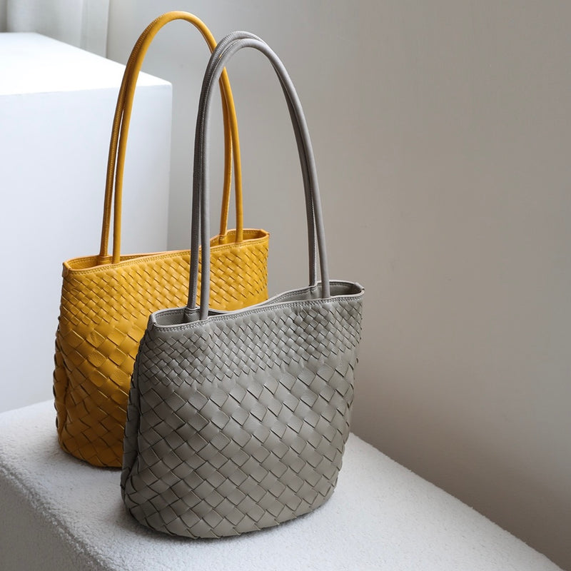 Porta | Full-Grain Sheepskin Leather Bag