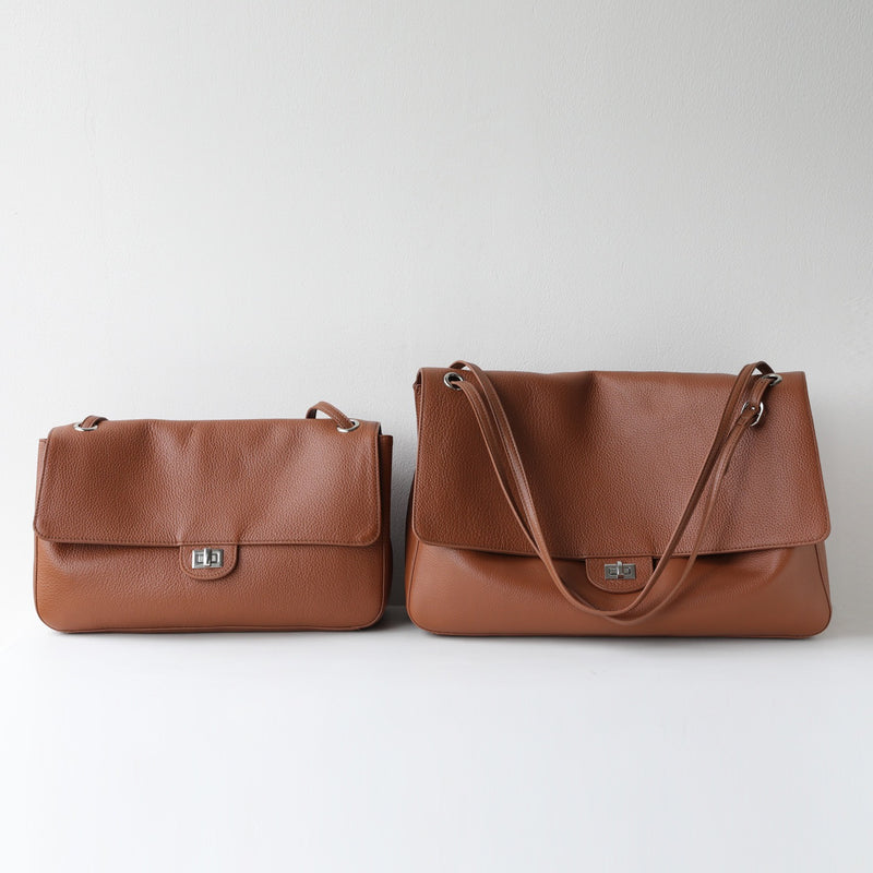 Urban Pebble | Full-Grain Leather Messenger Bag