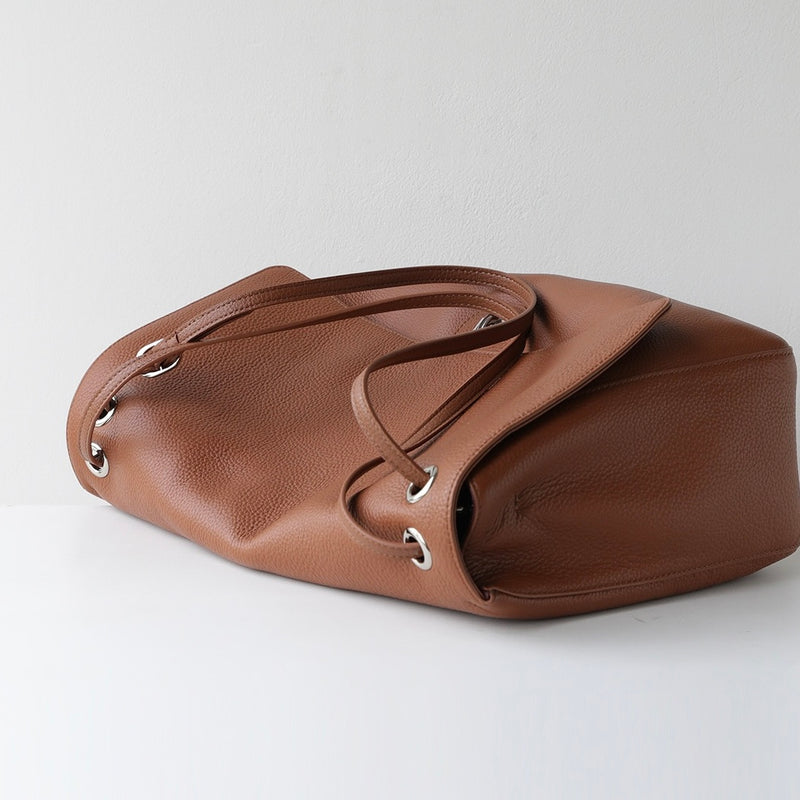 Urban Pebble | Full-Grain Leather Messenger Bag