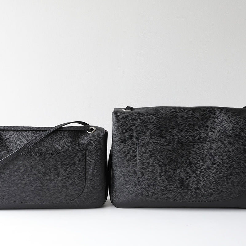 Urban Pebble | Full-Grain Leather Messenger Bag