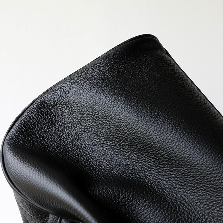 Full-Grain Leather Bag | Plush Boston