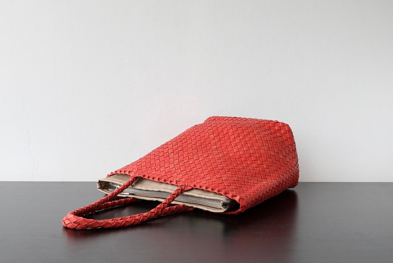 Top-grain leather bag |  Woven Tote | Brook