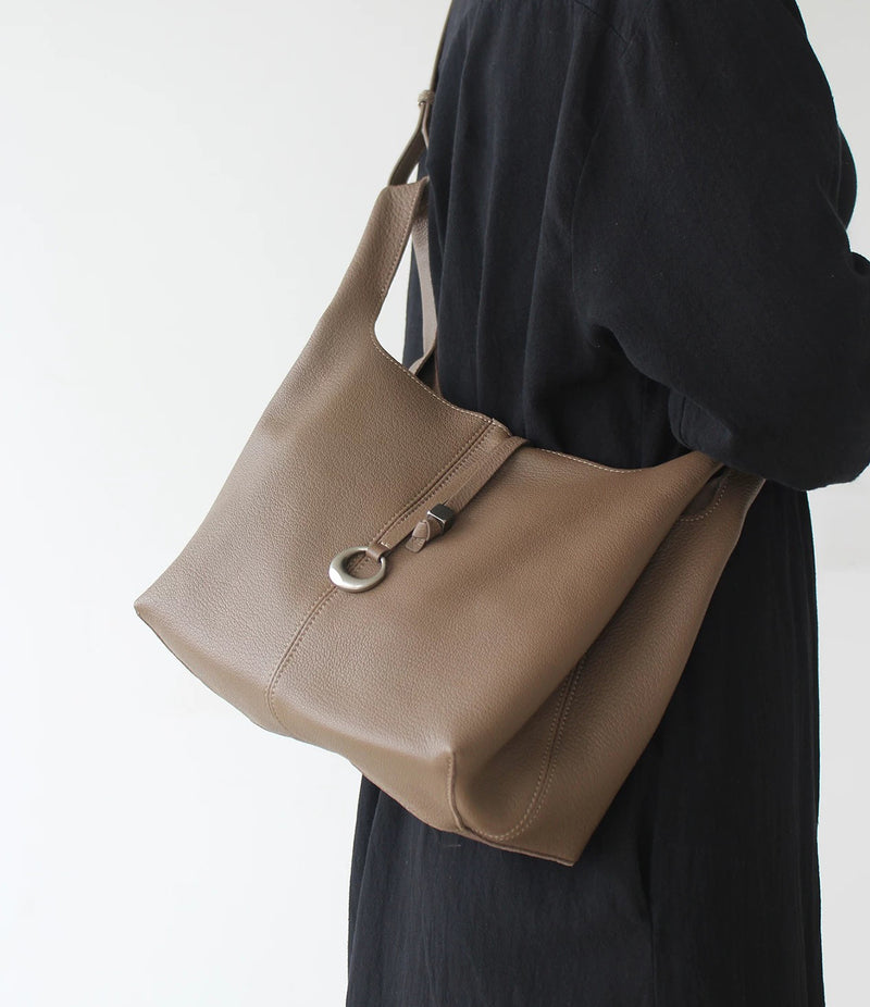 Full-Grain Lamb Leather Bag | Luna Ring