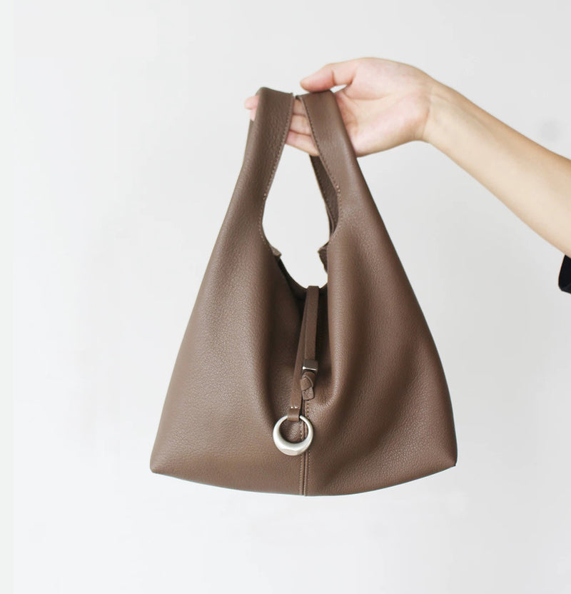 Full-Grain Lamb Leather Bag | Luna Ring