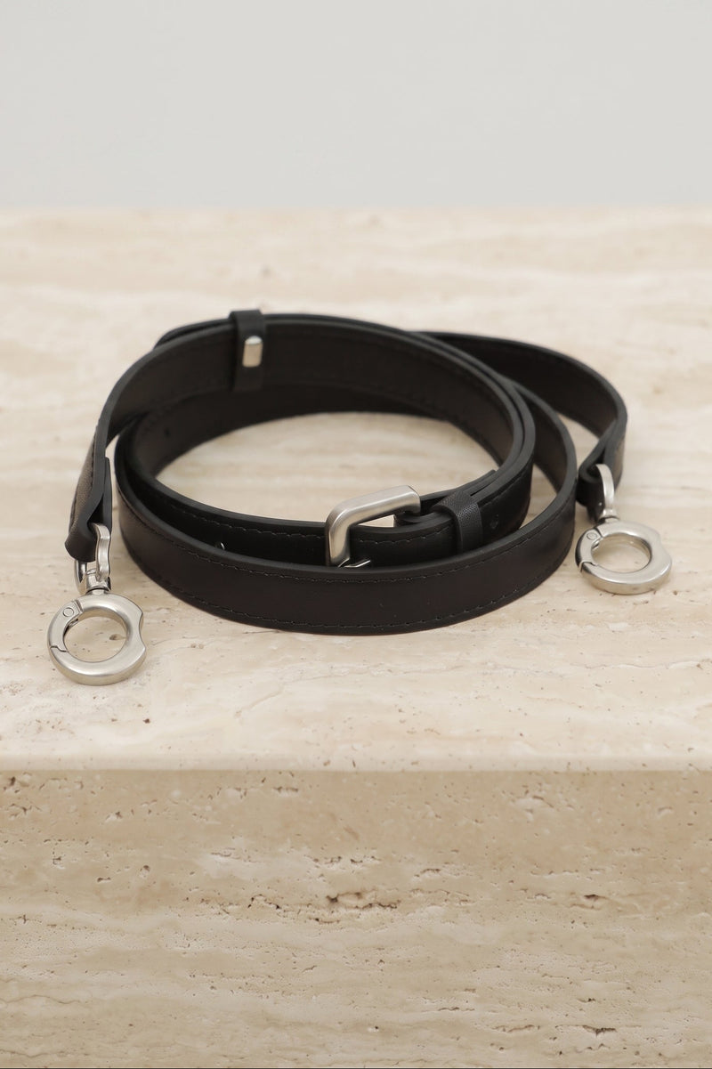 Linen Canvas and Full-Grain Leather | Envelope