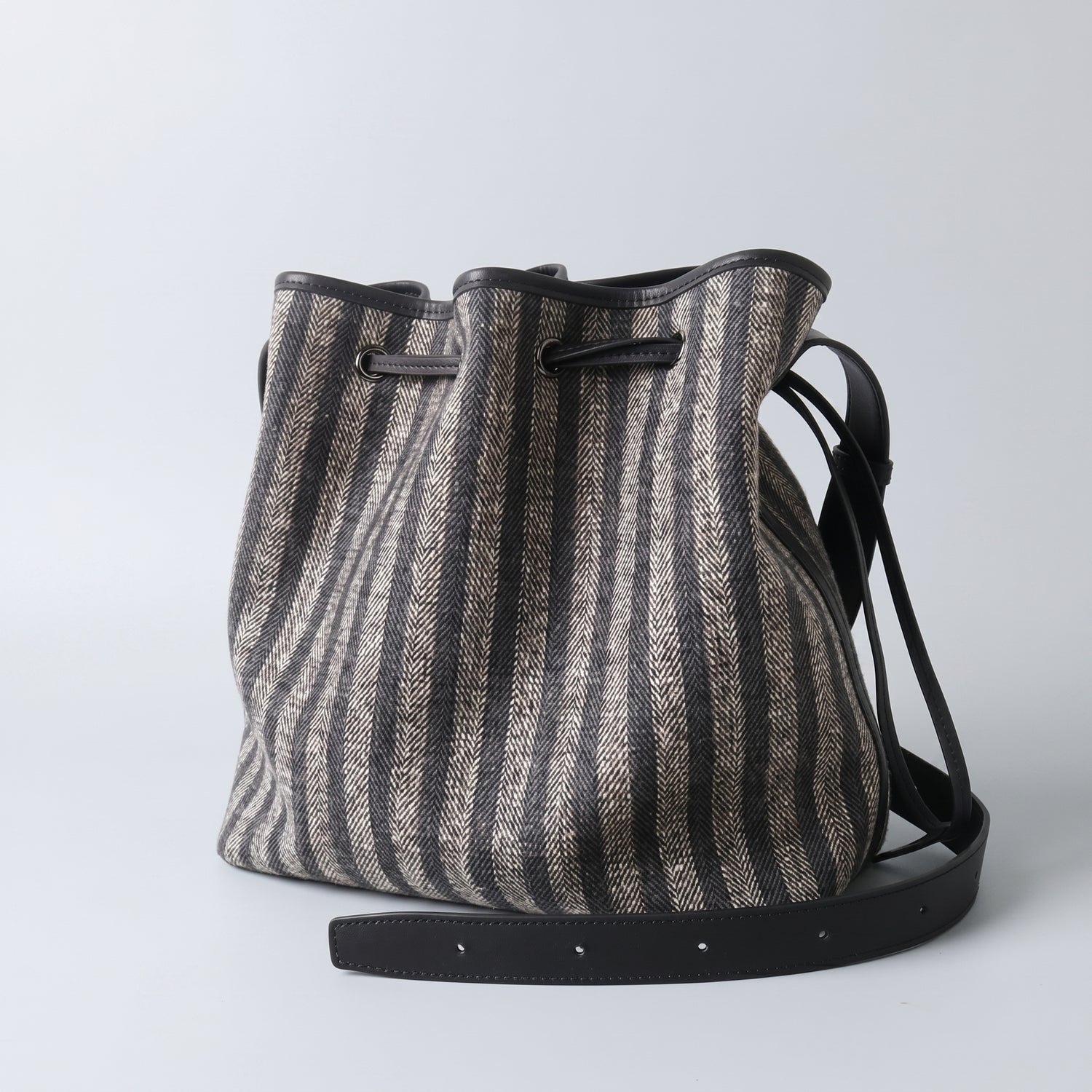 Woolen Bag  | Arden