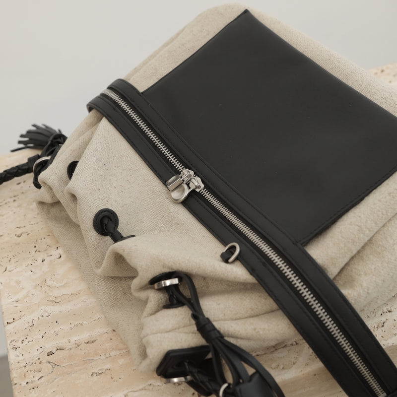 Linen Canvas and Full-Grain Leather | Envelope