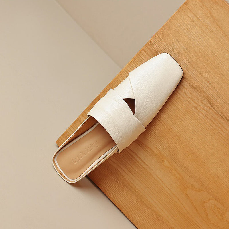 Leather flat Slippers / Hot wind